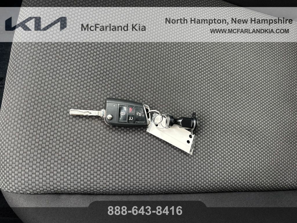 Used 2019 Volkswagen Jetta S image 31