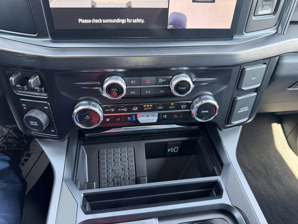 Used 2026 Ford F250 Lariat w/ FX4 Off-Road Package AWD/4WD image 34