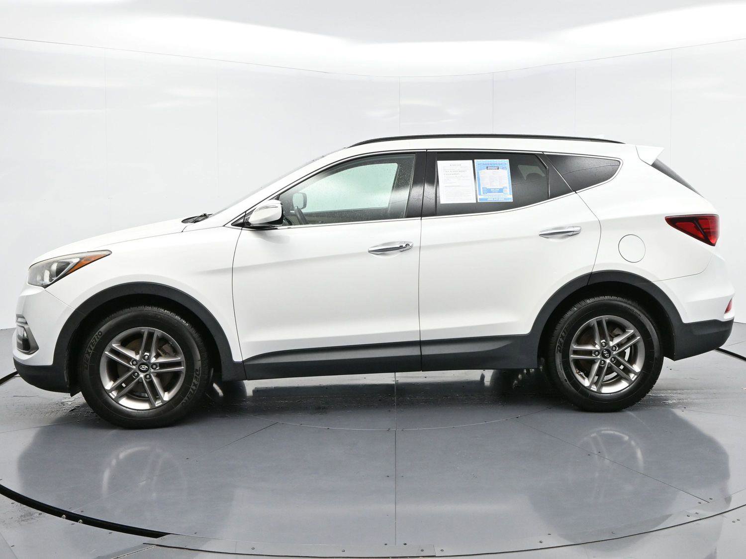 Used 2017 Hyundai Santa Fe Sport w/ 2.4L Tech Package 04 image 4