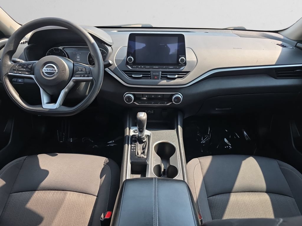 Used 2022 Nissan Altima 2.5 SV FWD image 11