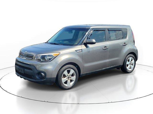 Used 2019 Kia Soul FWD image 2
