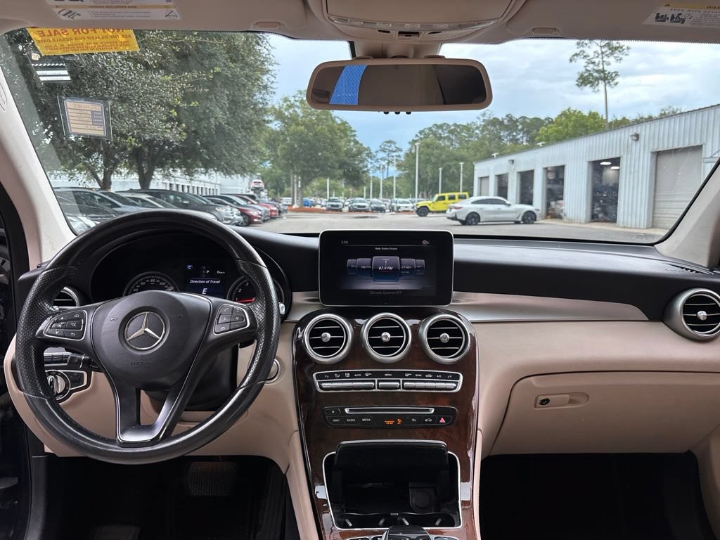 Used 2016 Mercedes-Benz GLC 300 4MATIC image 9