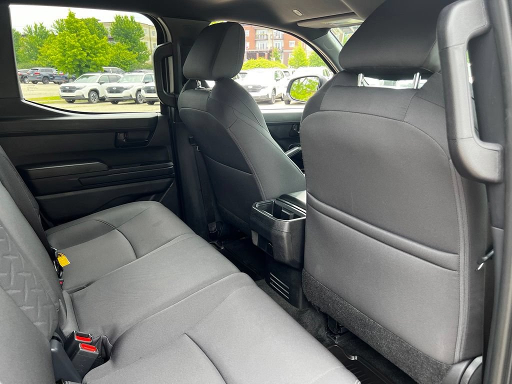 Used 2025 Toyota Tacoma SR5 AWD/4WD image 30