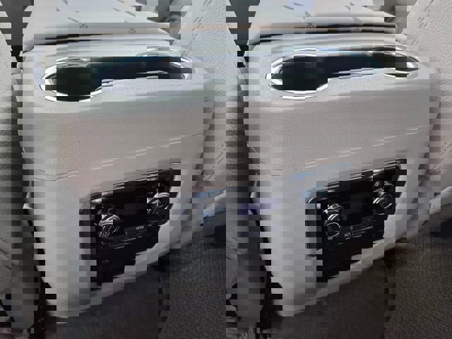 New 2026 GMC Yukon XL Denali w/ Sun & Power Step Package AWD/4WD image 12