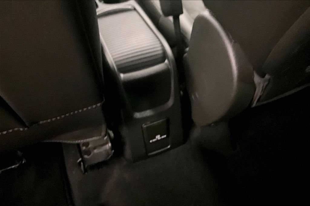 Used 2017 Buick Encore Essence w/ Experience Buick Package AWD/4WD image 33