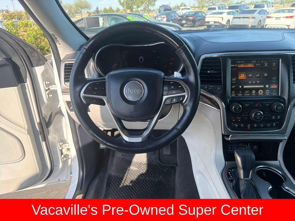Used 2017 Jeep Grand Cherokee Summit AWD/4WD image 13