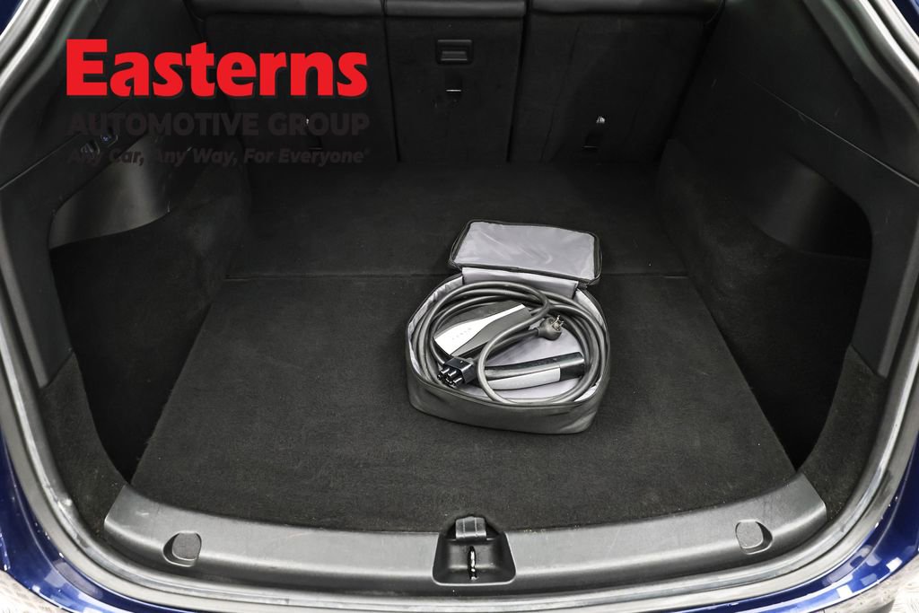 Used 2021 Tesla Model Y Performance image 9