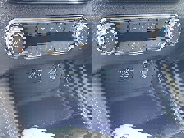 Used 2023 Nissan Altima 2.5 SV image 17