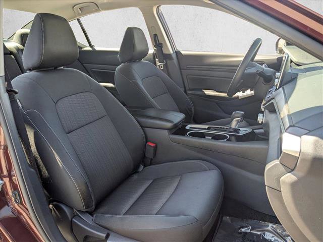 Used 2024 Nissan Altima 2.5 SV image 21