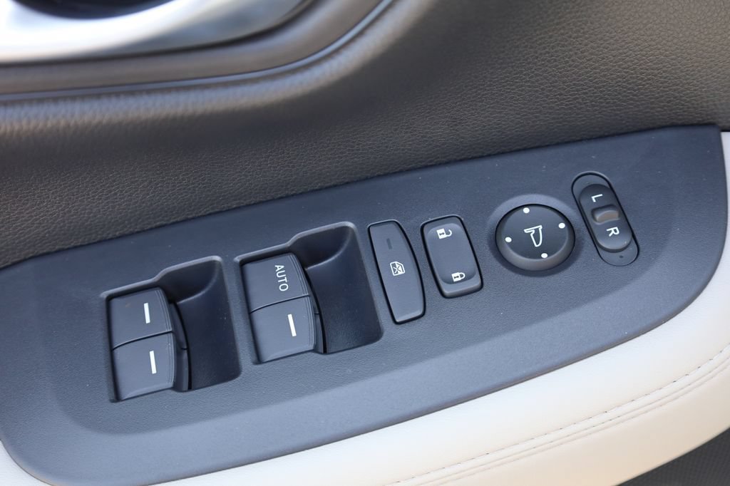 New 2027 Honda HR-V LX image 11