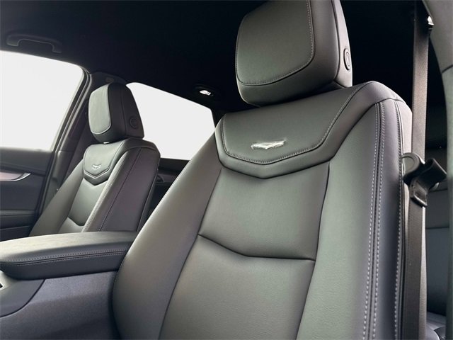 New 2026 Cadillac XT5 Luxury image 17