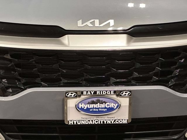 Used 2023 Kia Sportage EX AWD/4WD image 10