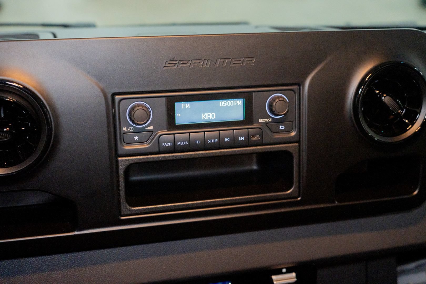 Used 2019 Mercedes-Benz Sprinter 2500 image 42
