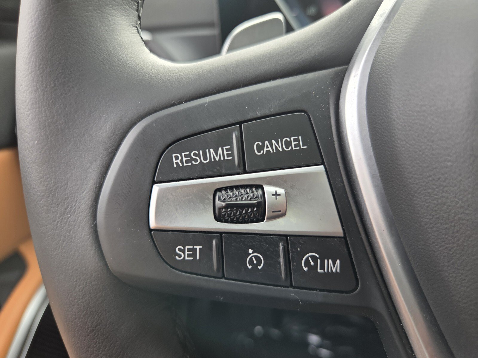 Used 2024 BMW 330i Sedan w/ Convenience Package RWD image 29