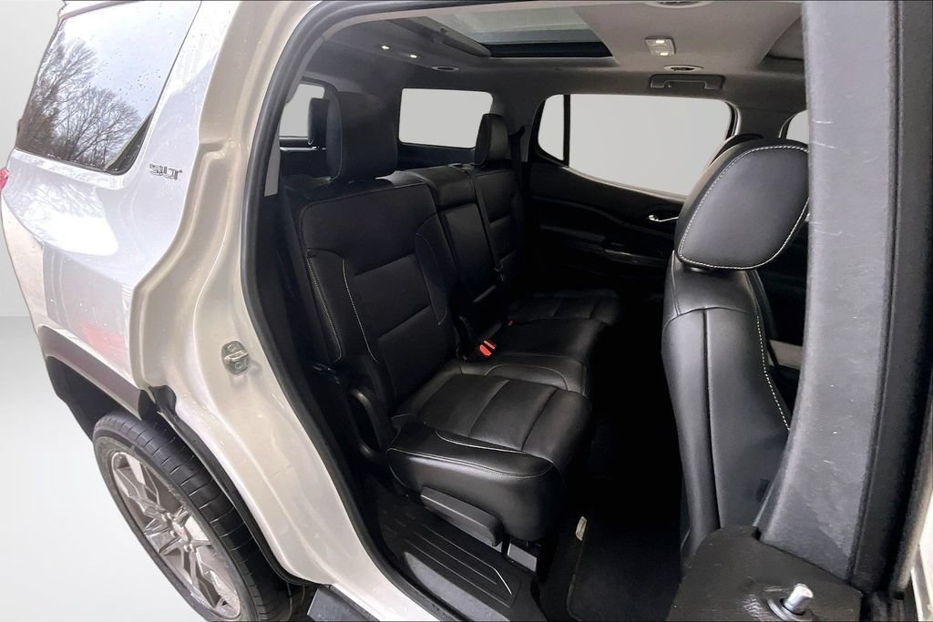 Used 2019 GMC Acadia SLT AWD/4WD image 25
