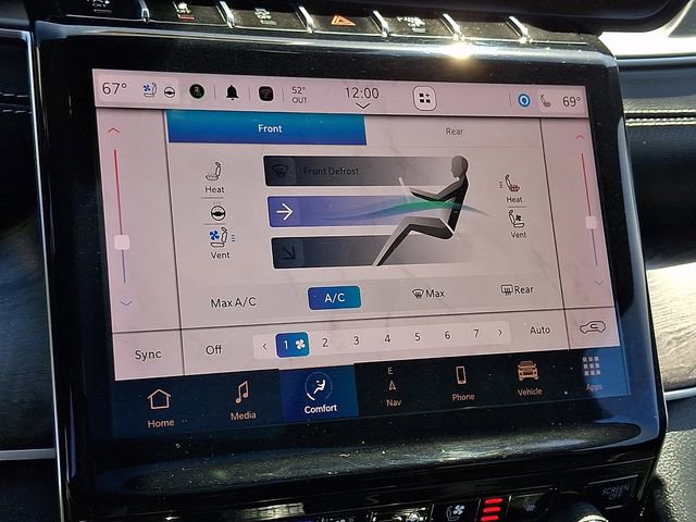 Used 2021 Jeep Grand Cherokee L Limited w/ Luxury Tech Group II image 18