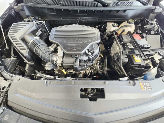 Used 2024 Cadillac XT6 Premium Luxury w/ LPO, Floor Liner Package AWD/4WD image 17