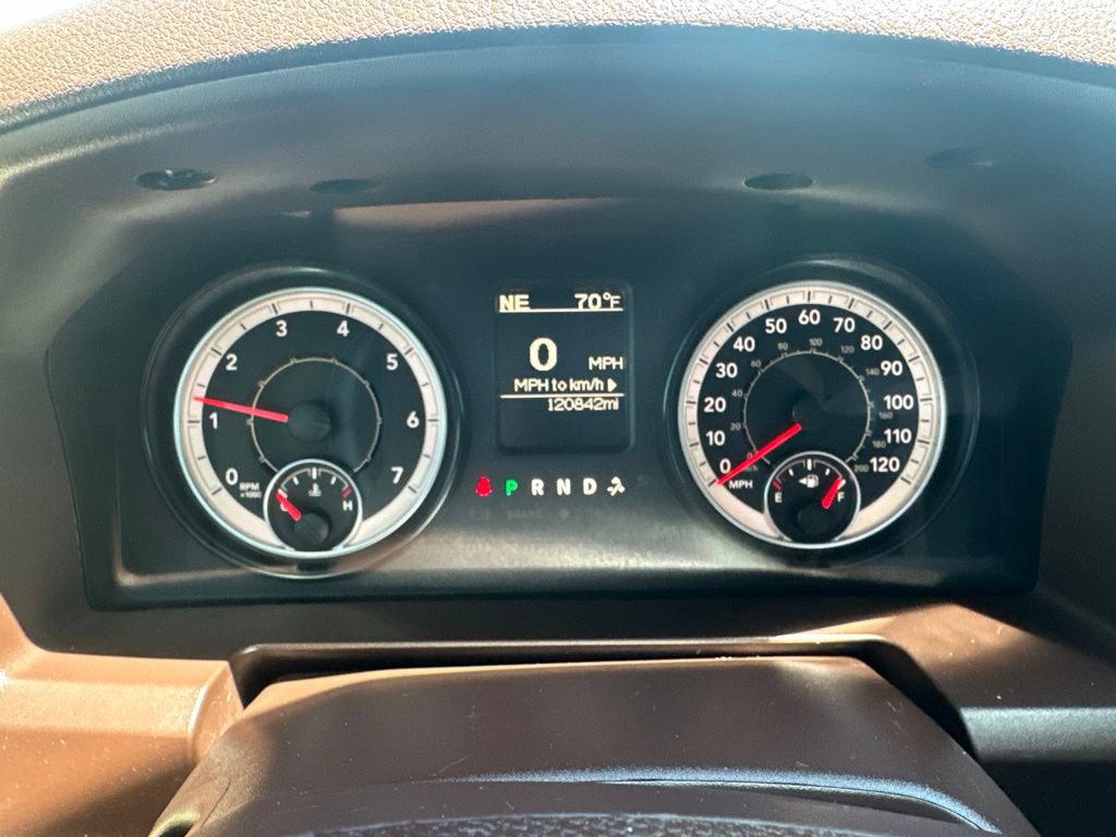 Used 2017 RAM 1500 Classic SLT RWD image 2