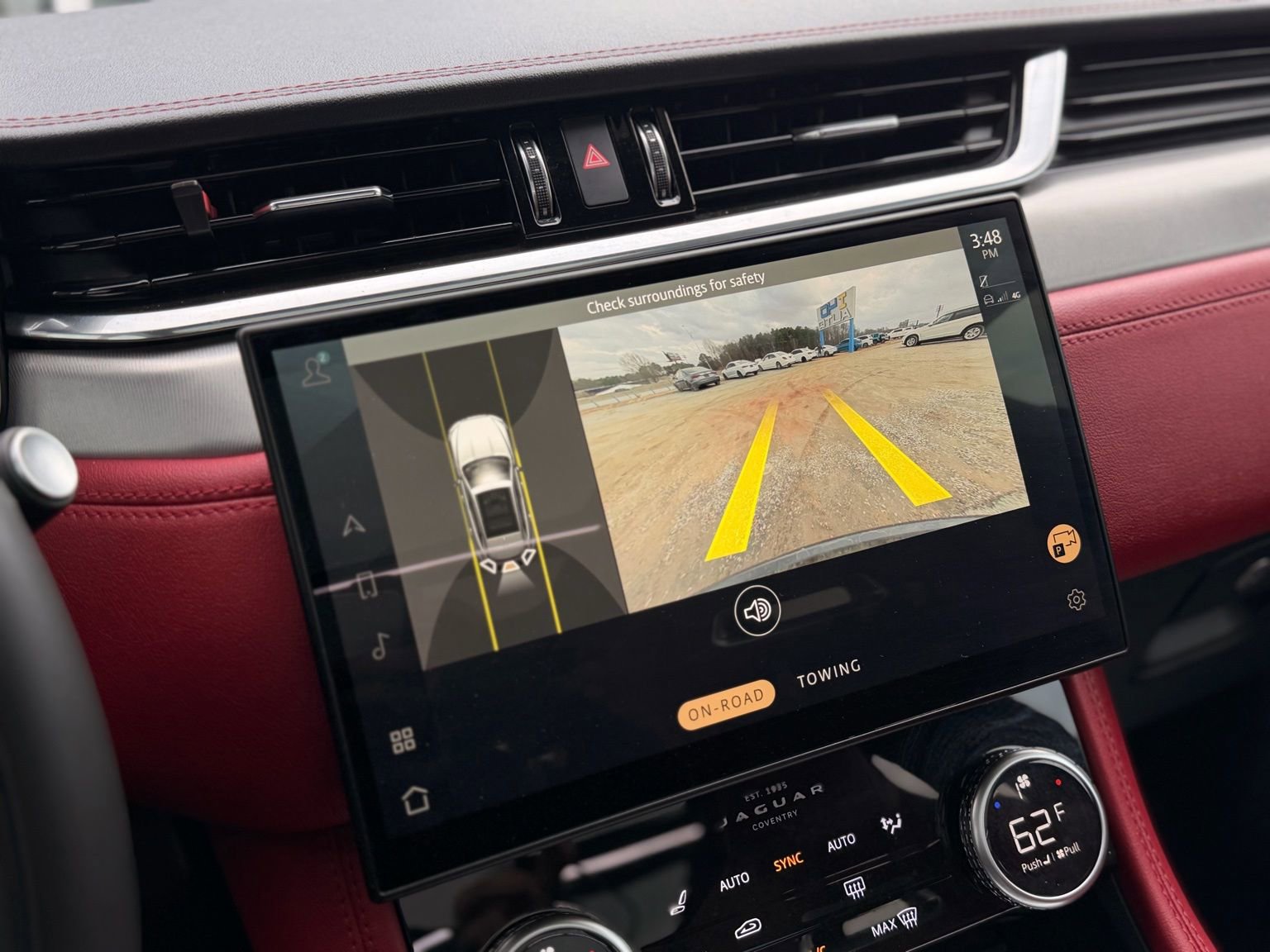 Used 2024 Jaguar F-PACE R-Dynamic S image 44