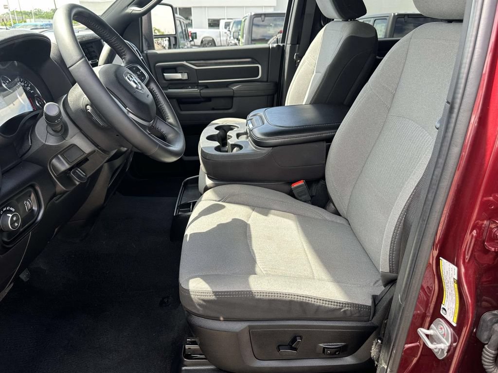 Used 2024 RAM 2500 Big Horn AWD/4WD image 21