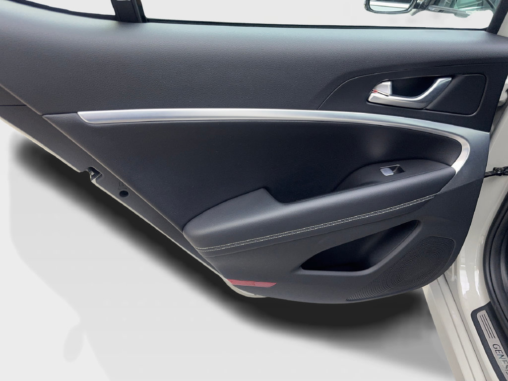 Used 2026 Genesis G70 2.5T RWD image 39