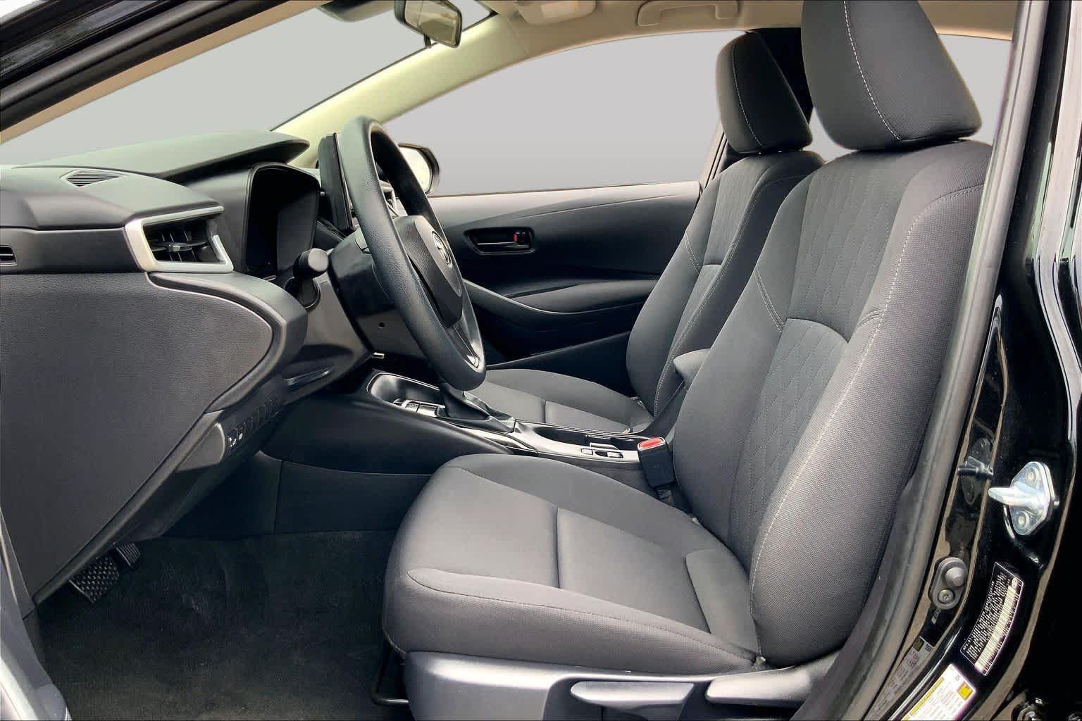 Certified 2026 Toyota Corolla LE FWD image 8