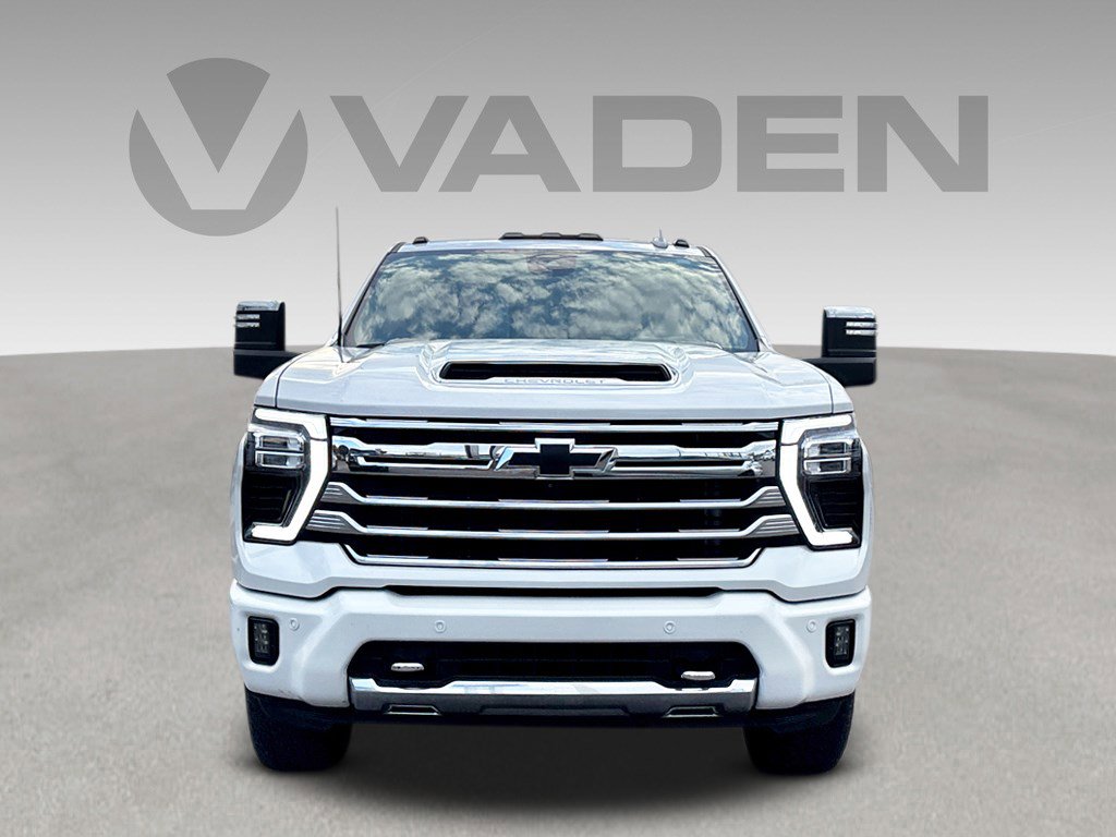 Used 2024 Chevrolet Silverado 2500 High Country w/ Technology Package video 2