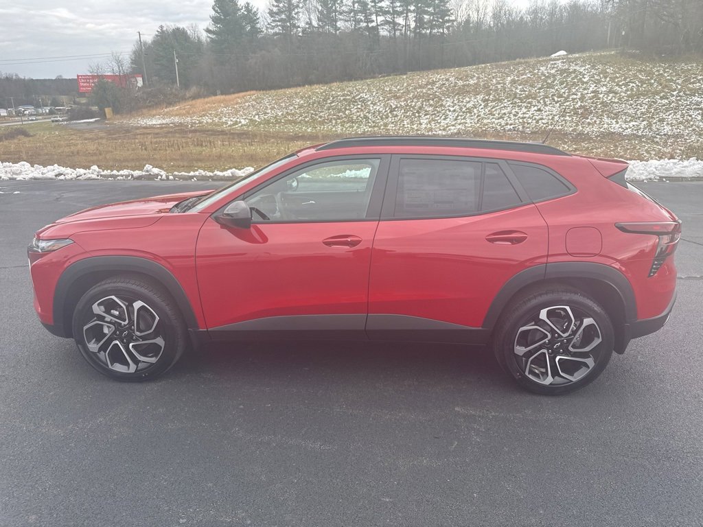 New 2026 Chevrolet Trax RS w/ Driver Confidence Package image 6
