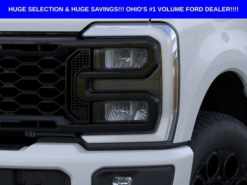 New 2026 Ford F250 XLT w/ XLT Premium Package AWD/4WD image 18