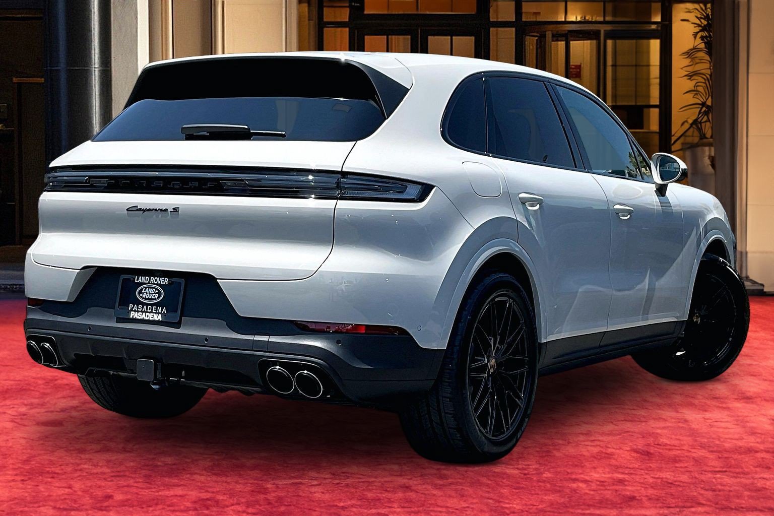Used 2026 Porsche Cayenne S AWD/4WD image 12