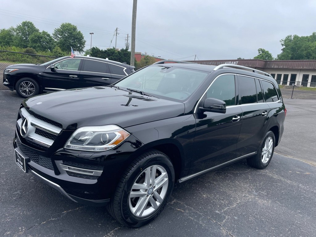 Used 2016 Mercedes-Benz GL 450 4MATIC image 1