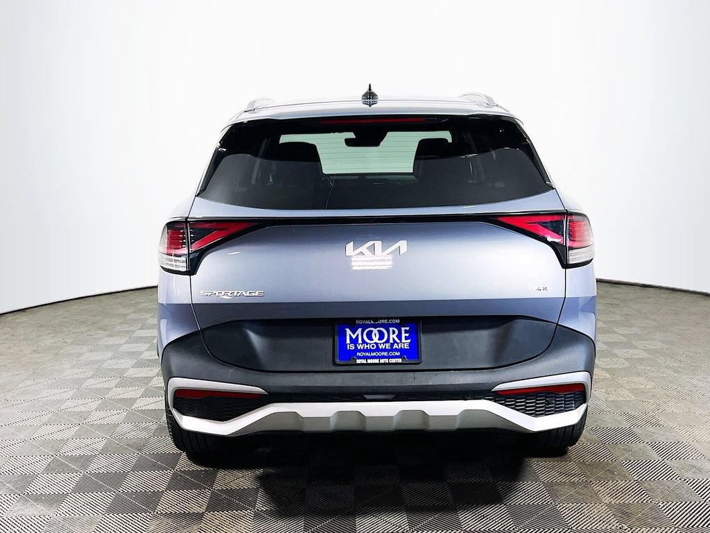 Used 2024 Kia Sportage EX AWD/4WD image 6