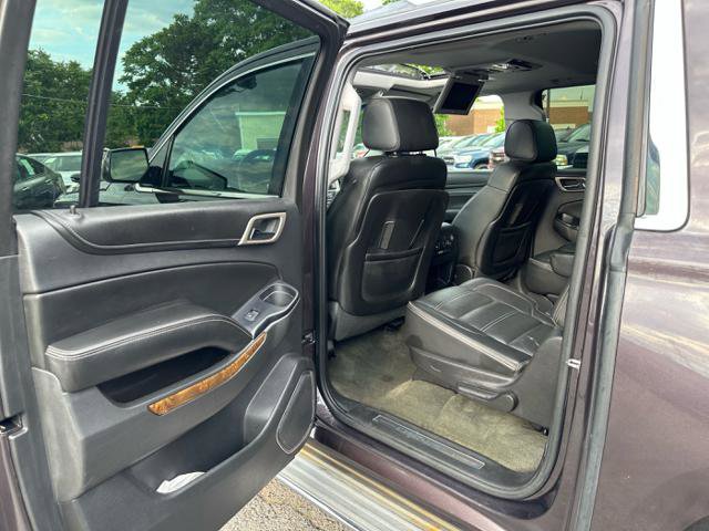 Used 2015 GMC Yukon XL Denali w/ Touring Package AWD/4WD image 14