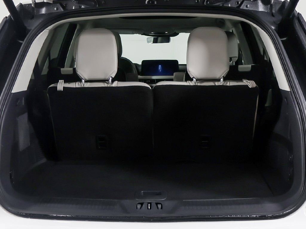 Used 2025 Lincoln Aviator Reserve w/ Illumination Package image 23