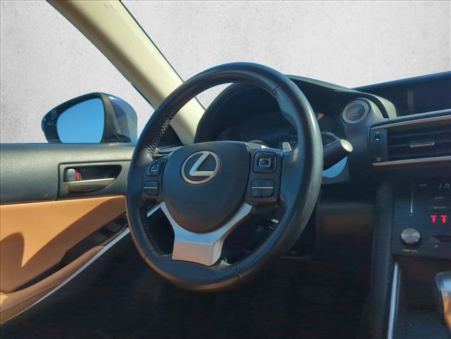 Used 2017 Lexus IS 200t image 25