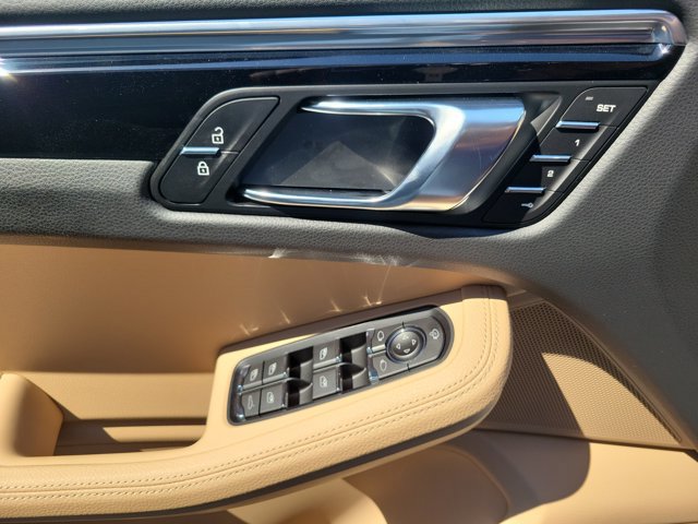 New 2026 Porsche Macan S AWD/4WD image 21