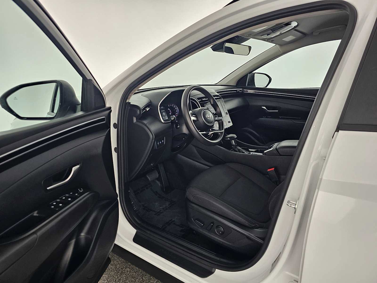 Used 2024 Hyundai Tucson SEL FWD image 19