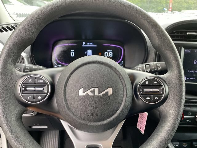 Used 2023 Kia Soul LX FWD image 11