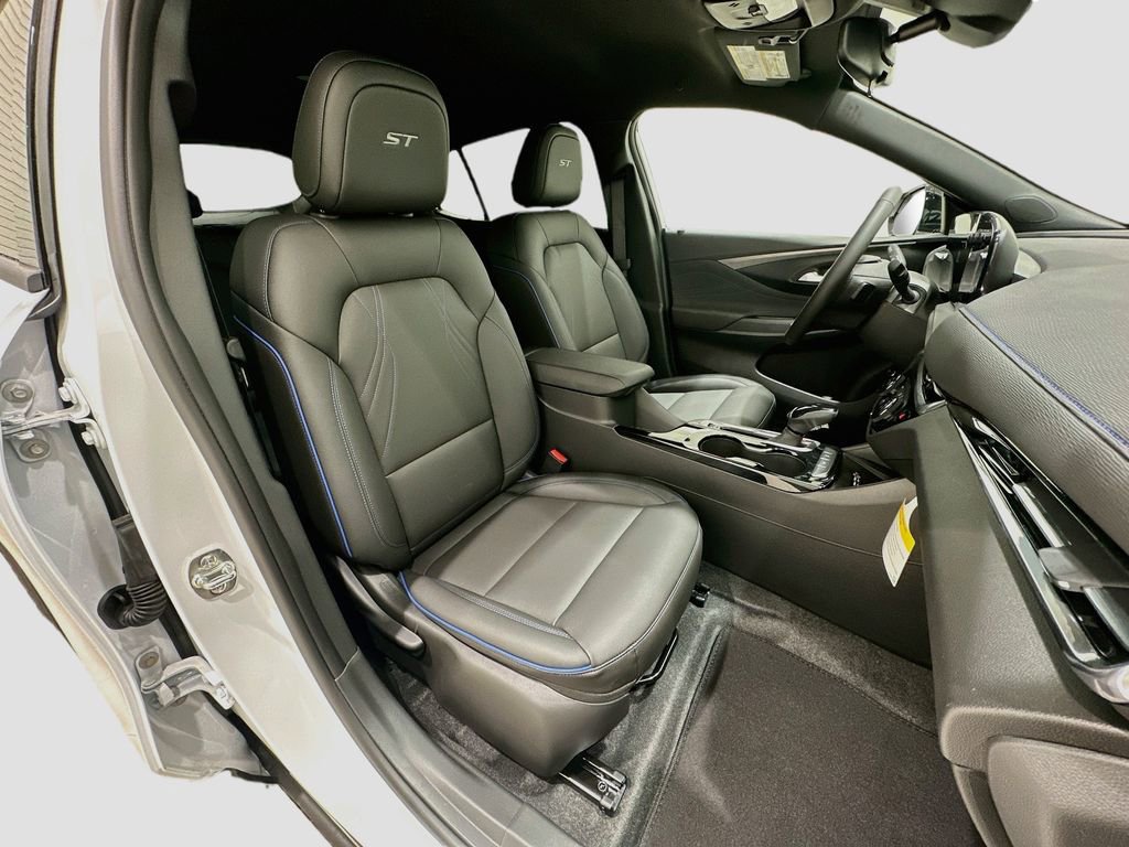 New 2026 Buick Envista Sport Touring w/ Convenience I Package FWD image 28