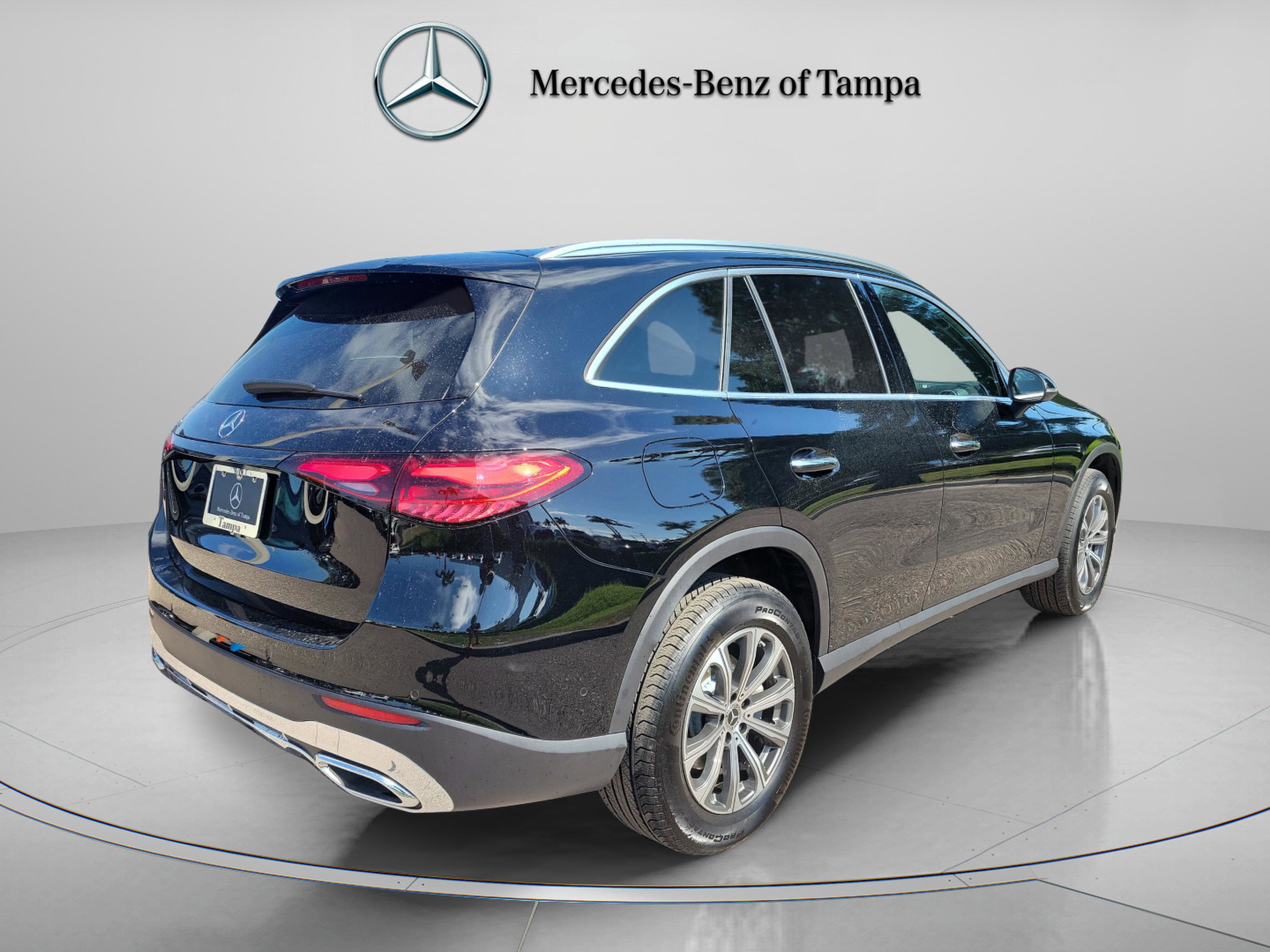 Certified 2025 Mercedes-Benz GLC 300 image 4