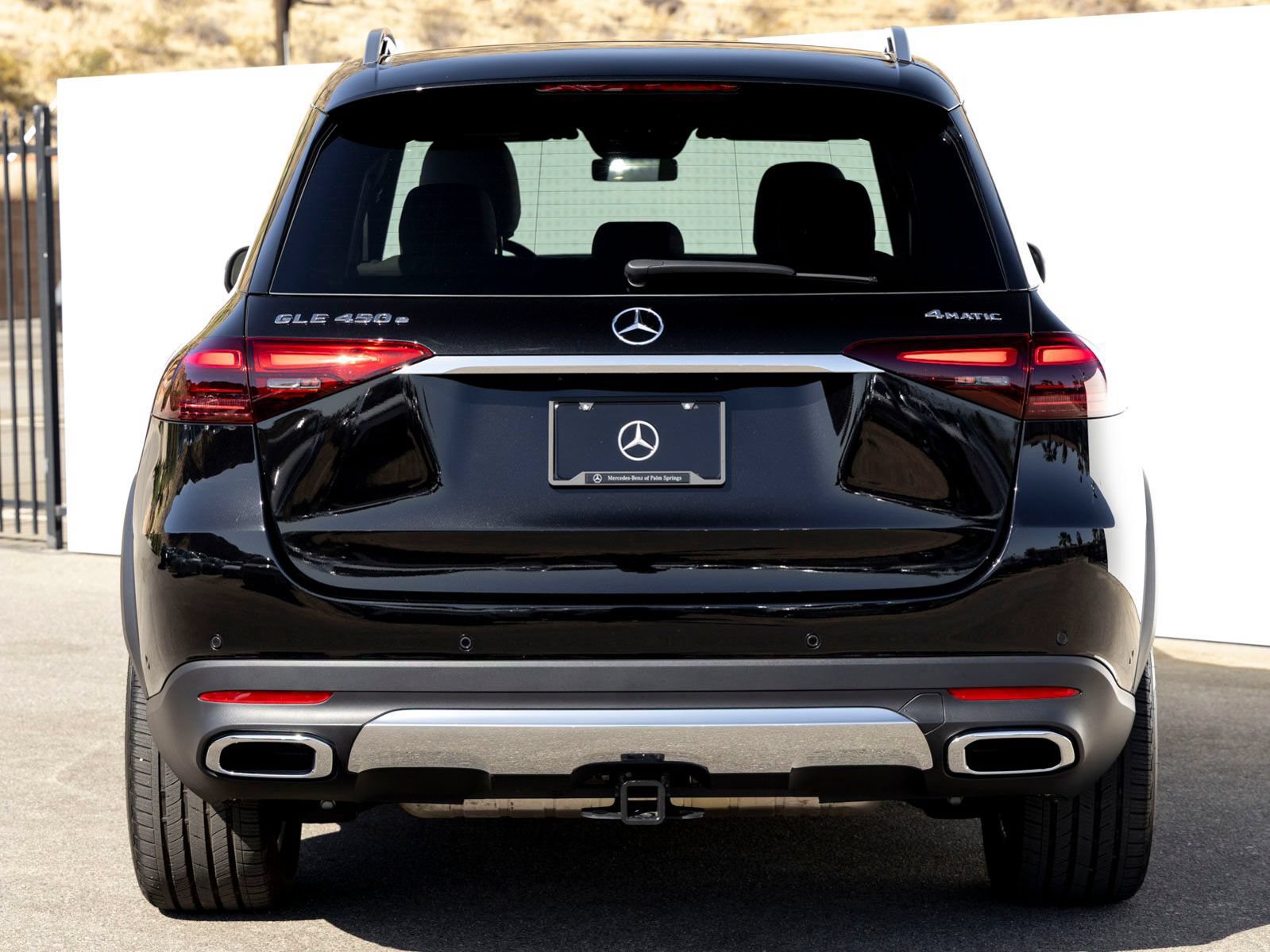 Certified 2025 Mercedes-Benz GLE 450e 4MATIC w/ Driver Assistance Package image 6
