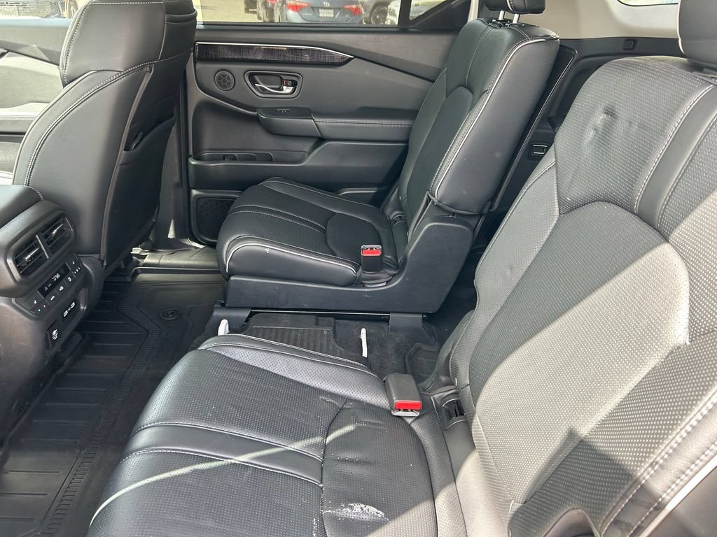 Used 2023 Honda Pilot Elite image 18