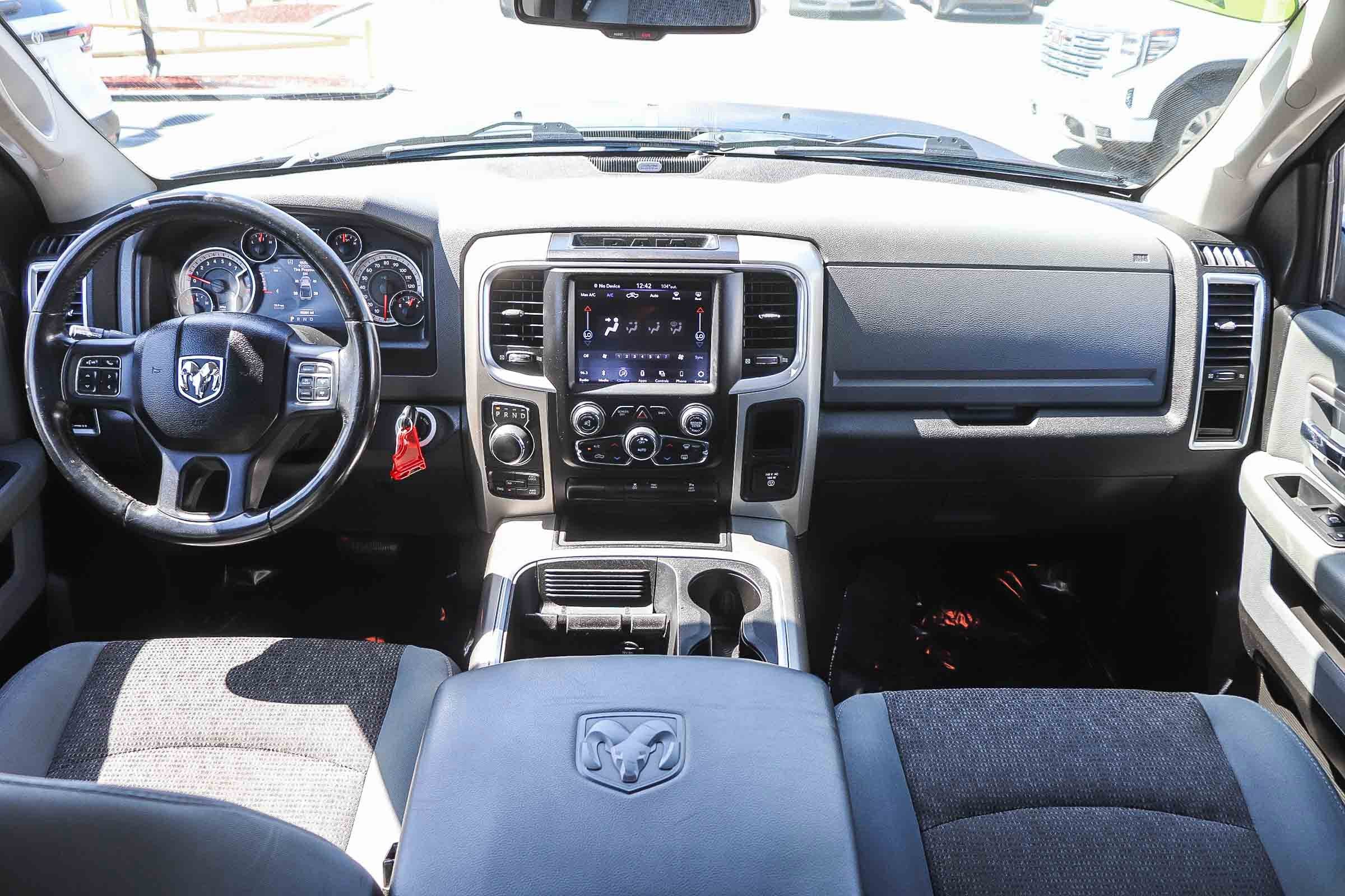 Used 2019 RAM 1500 Classic Warlock w/ Luxury Group image 15