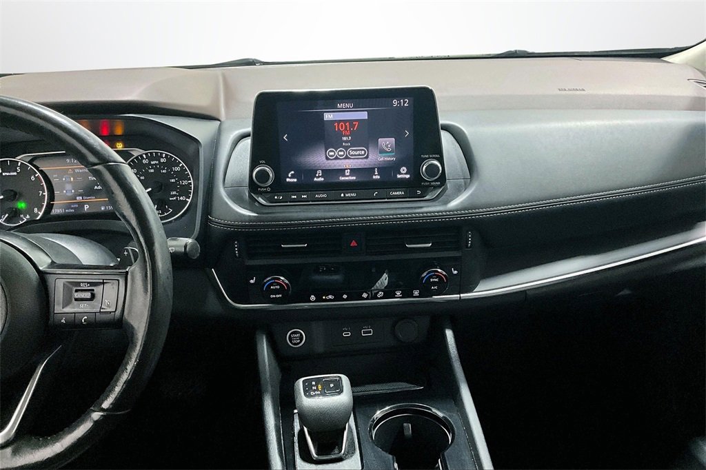 Used 2022 Nissan Rogue S image 9