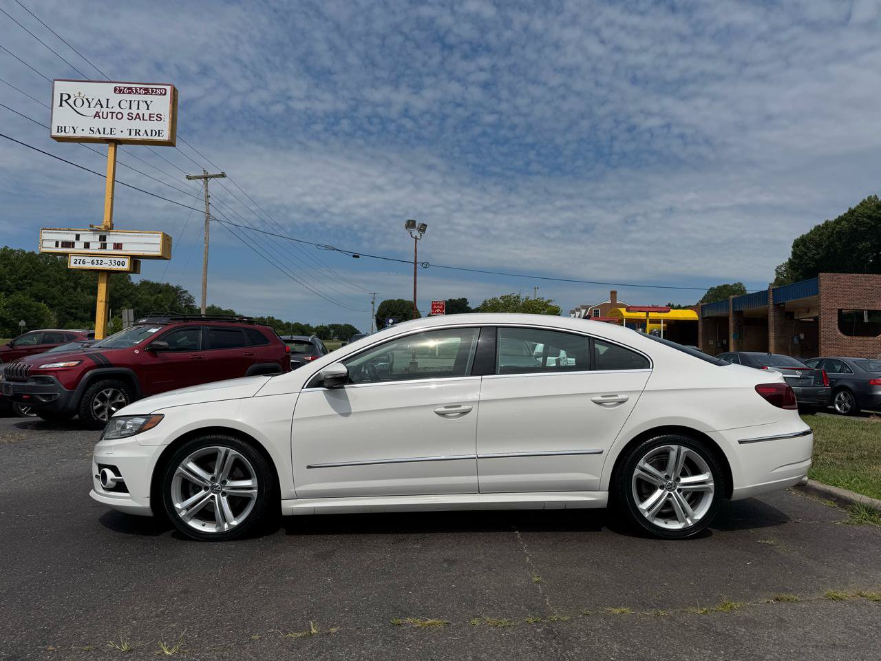 Used 2014 Volkswagen CC R-Line FWD image 8