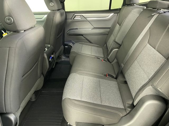 New 2026 GMC Acadia Elevation image 13