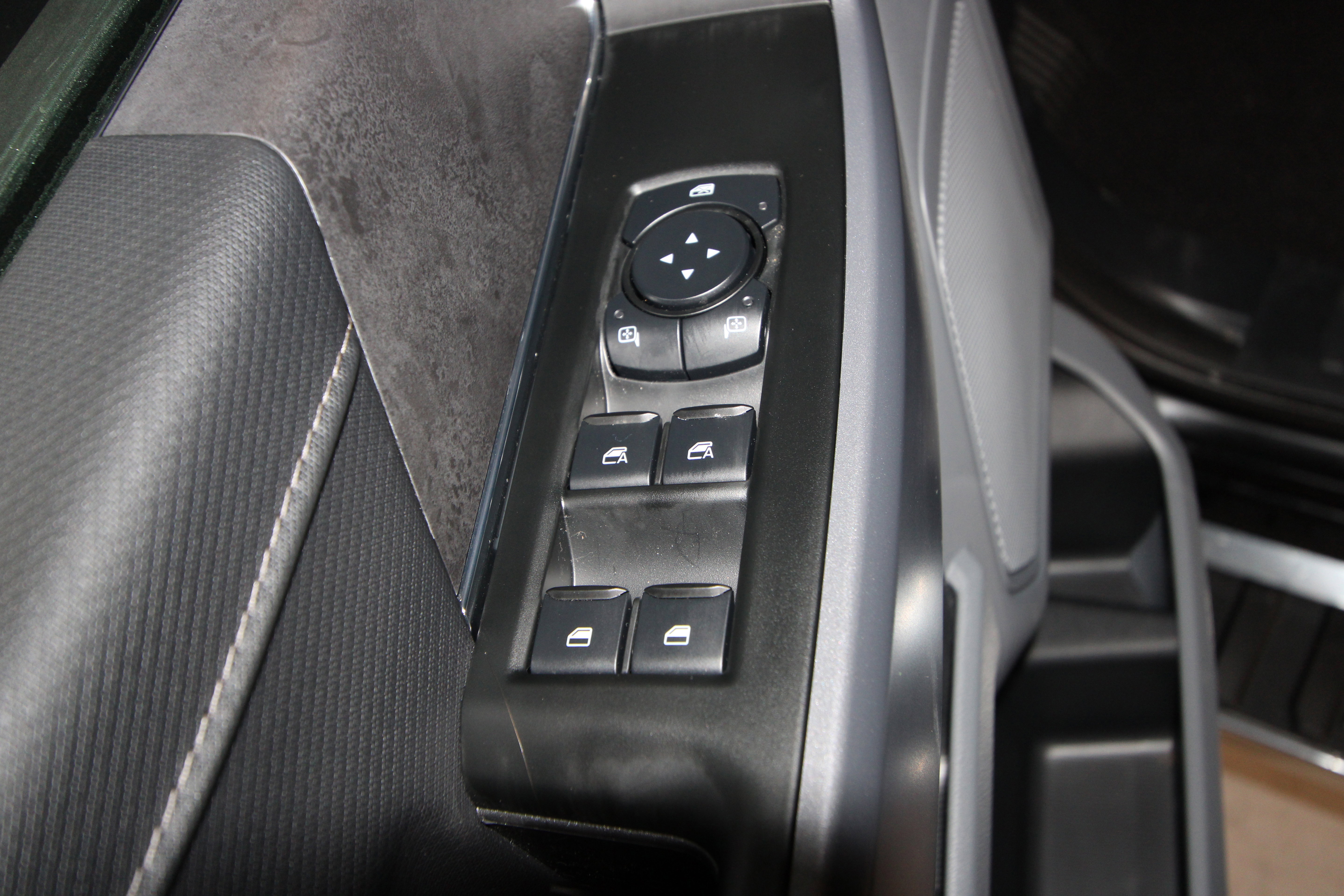 New 2026 Ford F150 XLT w/ Equipment Group 302A MID AWD/4WD image 5