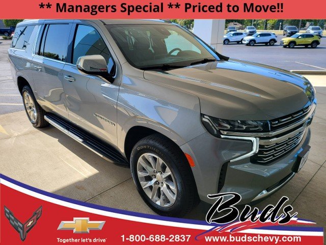 Used 2023 Chevrolet Suburban Premier AWD/4WD image 1