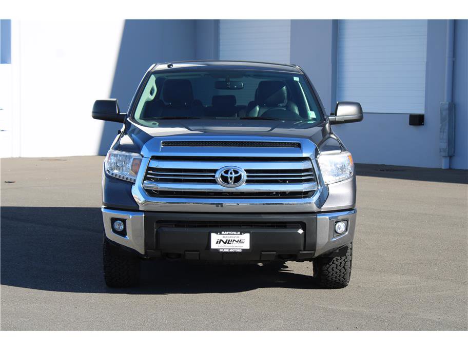 Used 2017 Toyota Tundra SR5 w/ TRD Off Road Package image 5