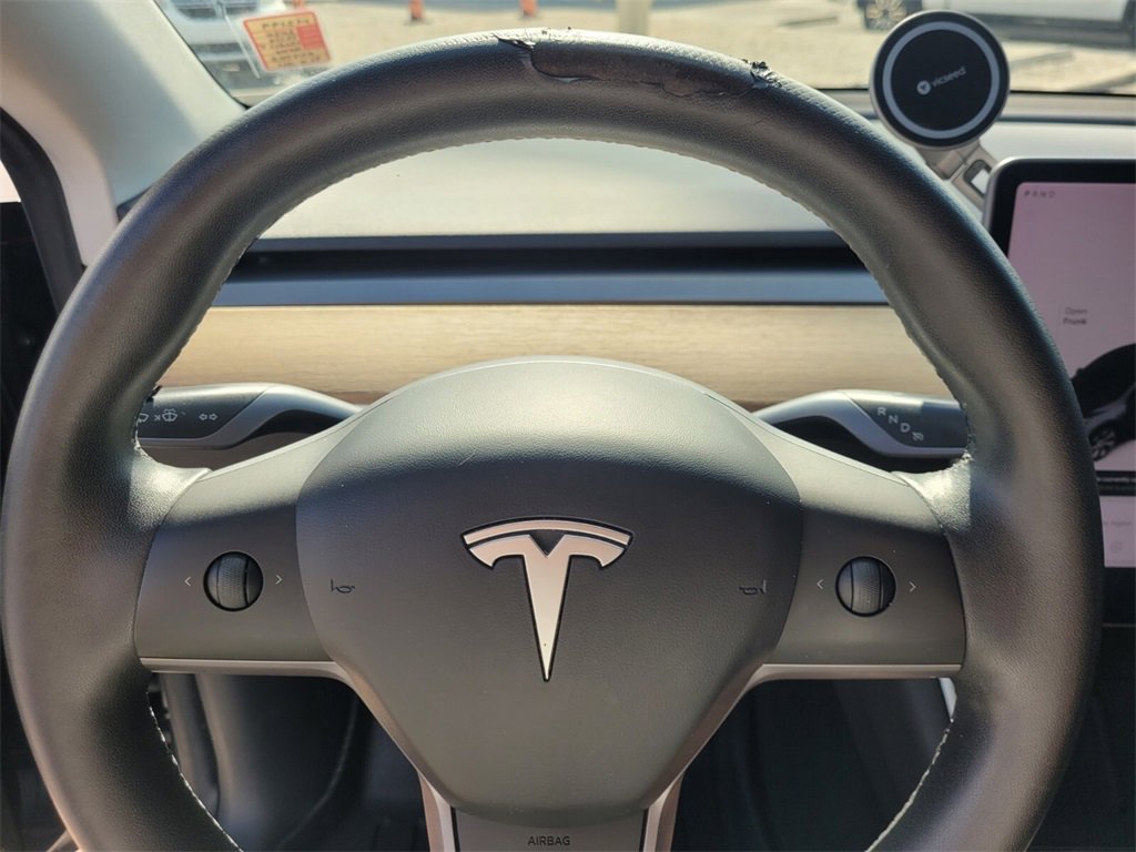 Used 2020 Tesla Model Y Long Range image 26